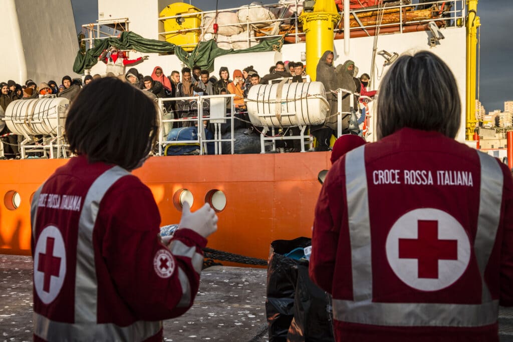 Arrivi di barchini senza sosta a Lampedusa