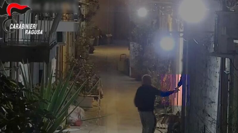 Blitz dei Carabinieri di Ragusa, sgominata rete di spacciatori