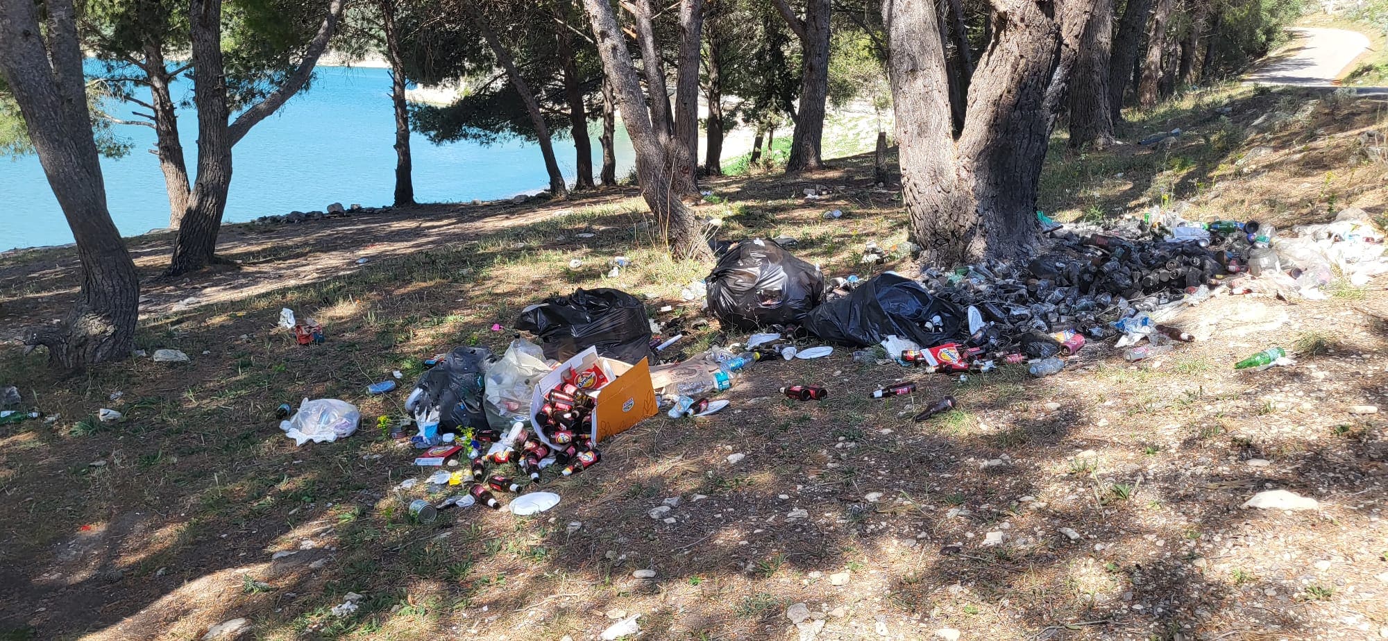 Diga Santa Rosalia: qui regna l’inciviltà e il degrado ambientale!