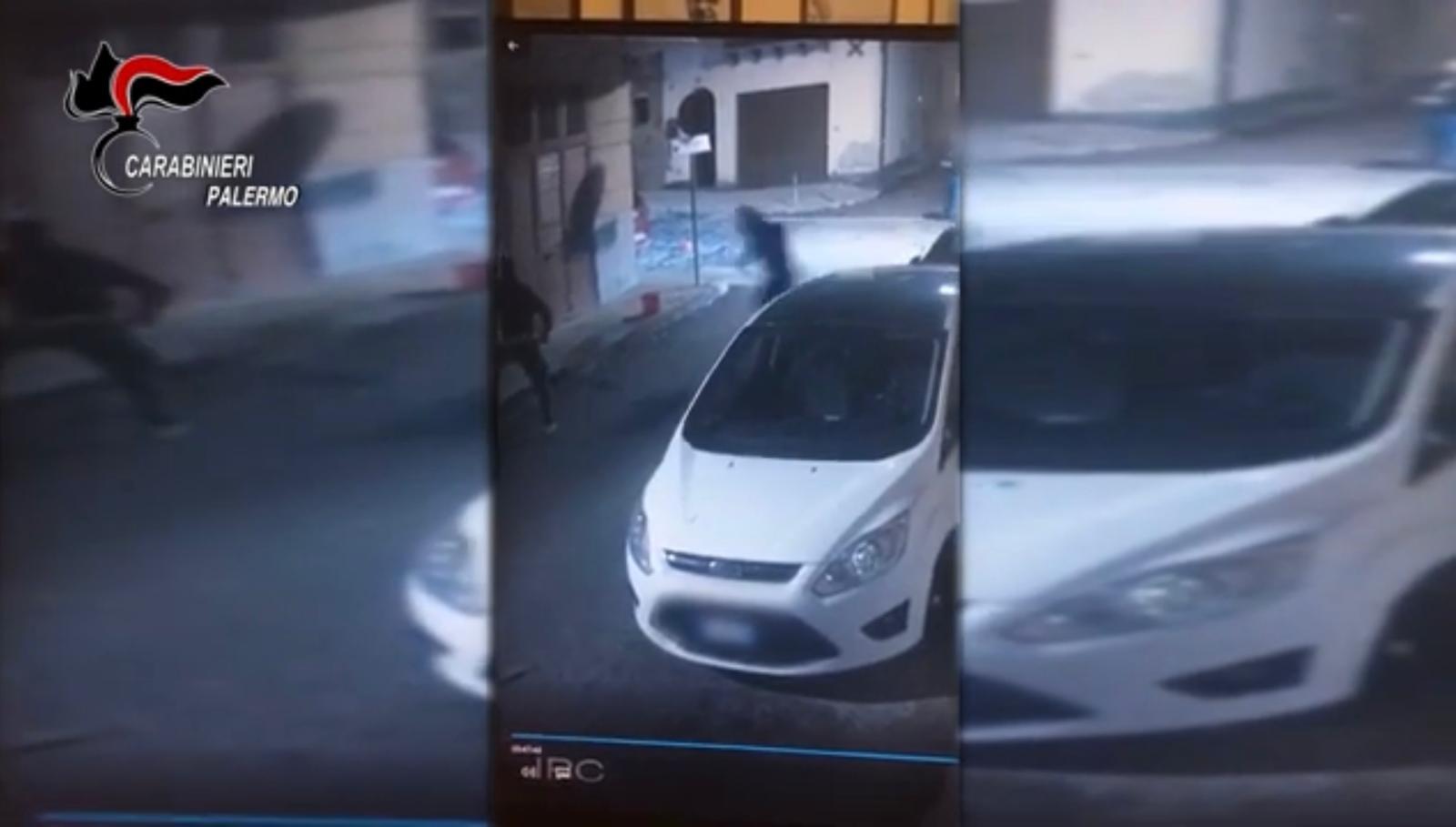 Spedizione punitiva dopo lite al bar, scattano gli arresti a Campofelice di Roccella- GUARDA IL VIDEO