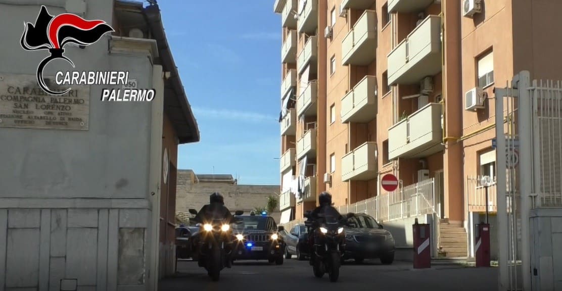 Droga, armi, traffico di rifiuti e furti d’auto: 27 arresti a Palermo-GUARDA IL VIDEO