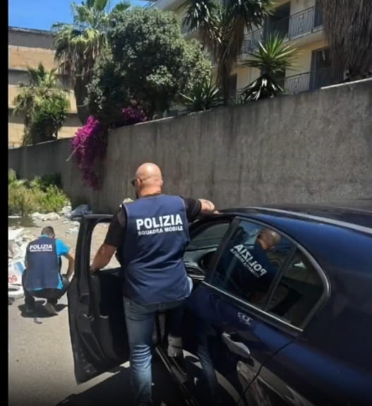 Ha violentato e minacciato una donna,  28enne nigeriano arrestato dalla Polizia