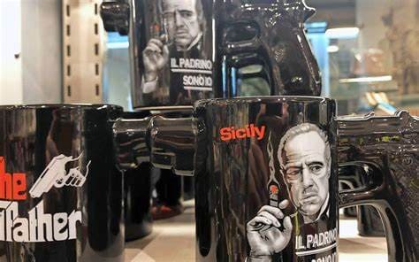 Stop ai Souvenir sulla Mafia anche negli Aeroporti!