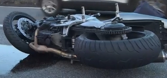 Moto contro auto: un morto sulla Messina-Catania