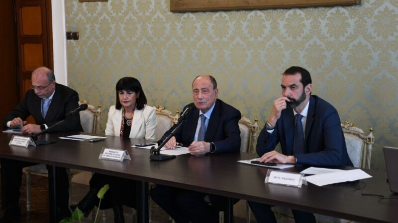 Fondi Ue, Schifani: «Forte impulso finanziario per rafforzare tessuto economico dell’isola»