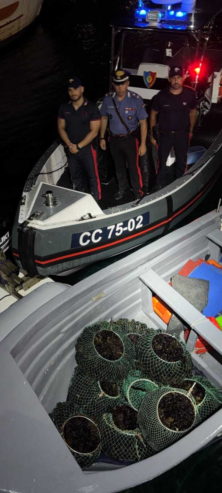 Ustica: pescatori di frodo in area marina protetta