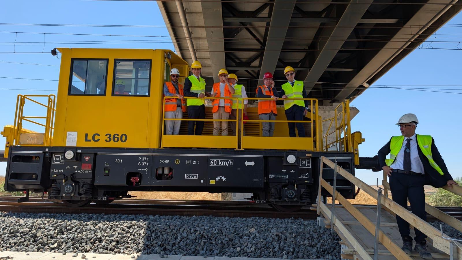 Ferrovie, sopralluogo di Aricò nel cantiere della Palermo-Catania