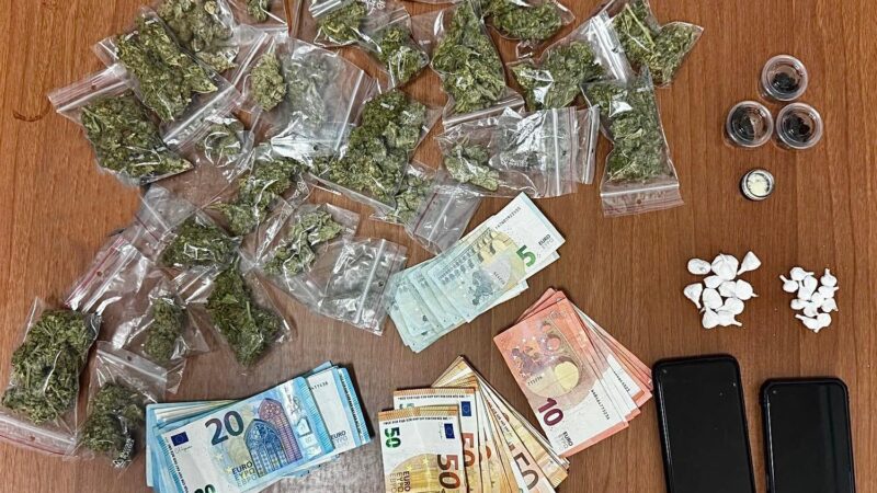 “Drive-in” della droga: arrestato pusher catanese di 22 anni