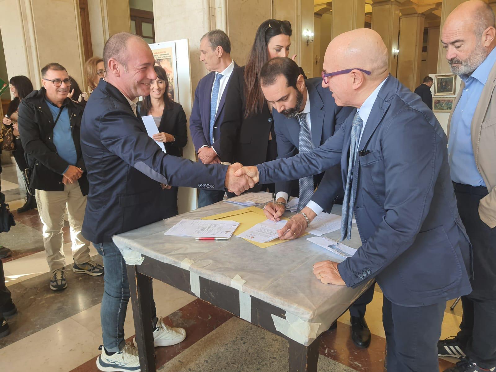 Baraccopoli di Messina: consegnati altri alloggi a famiglie del rione Taormina