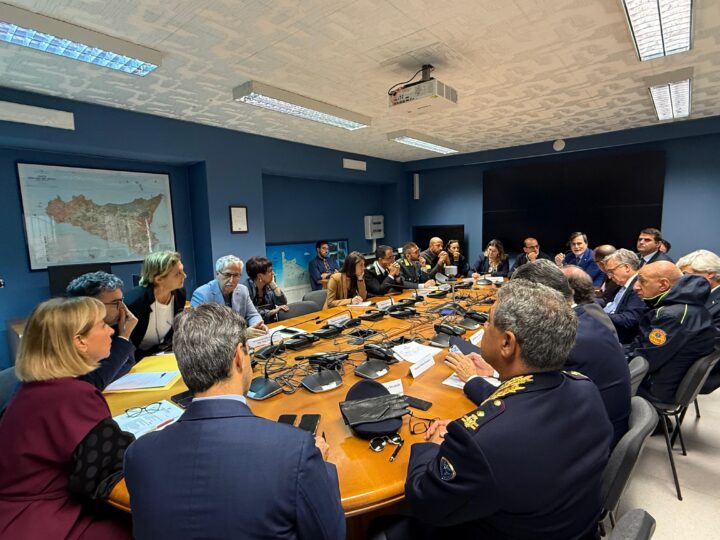 A19, Regione chiede più treni per Palermo